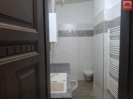 Pronájem kanceláře, 80 m²