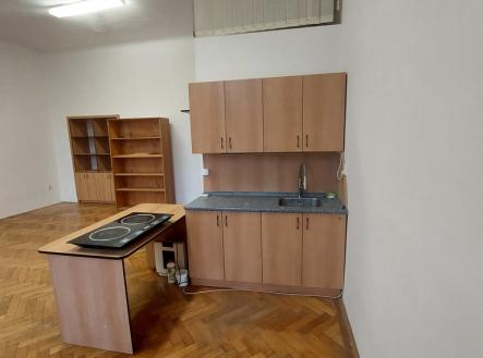 Pronájem bytu, 1+kk, 35 m²