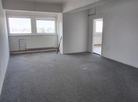 Pronájem kanceláře, 228 m²