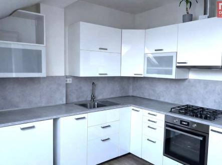 Prodej bytu, 2+1, 68 m²