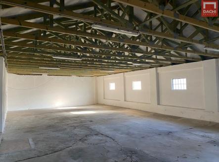 Pronájem skladovací prostor, 190 m²