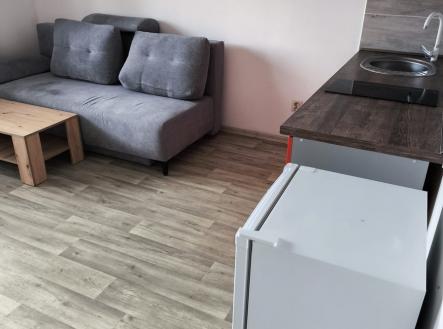 Pronájem bytu, 1+kk, 27 m²