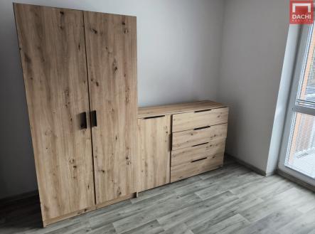 Pronájem bytu, 1+kk, 27 m²