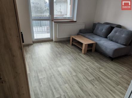 Pronájem bytu, 1+kk, 27 m²