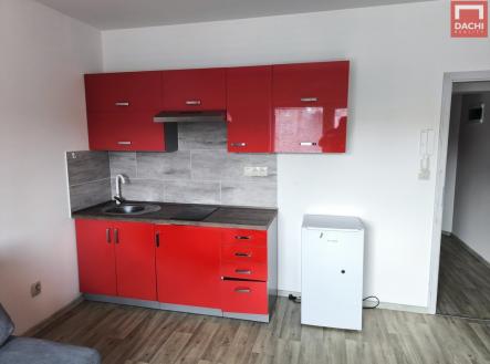 Pronájem bytu, 1+kk, 27 m² obrázek