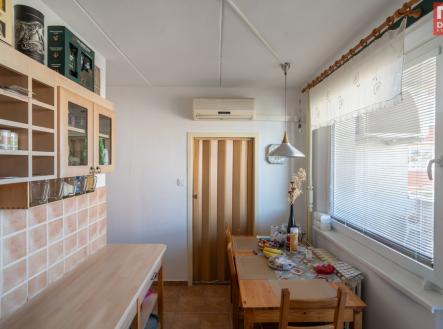 Prodej bytu, 2+1, 66 m²