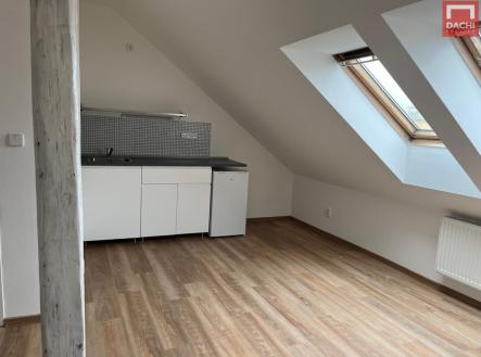 Pronájem bytu, 1+kk, 19 m² obrázek
