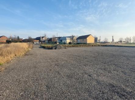 Prodej pozemku pro komerční výstavbu, 3 714 m²