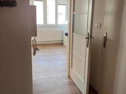 Pronájem bytu, 1+1, 36 m²