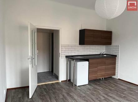 Pronájem bytu, 1+kk, 27 m²