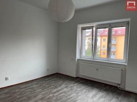 Pronájem bytu, 1+kk, 27 m²