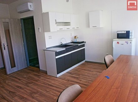 Pronájem zařízené garsoniery 20m², Olomouc ulice Wellnerova