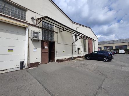 Pronájem komerčního objektu, sklad, 279 m²