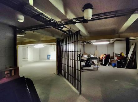 Pronájem komerčního objektu, sklad, 279 m²