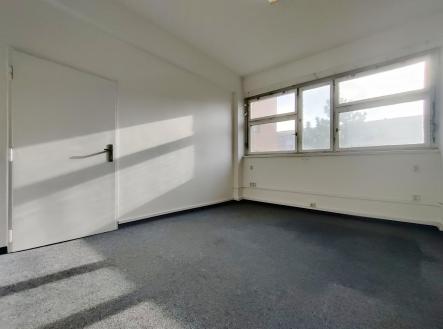 Pronájem kanceláře, 17 m²