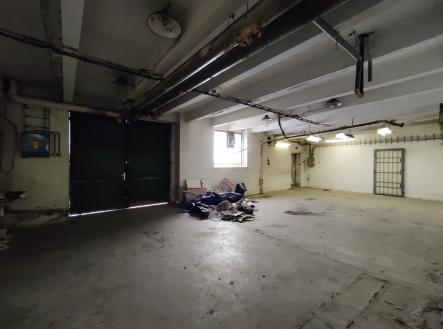 Pronájem komerčního objektu, sklad, 253 m²