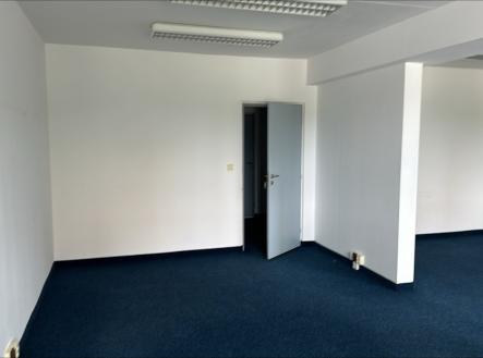 Pronájem kanceláře, 42 m²