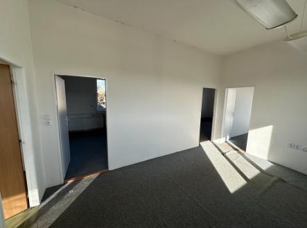 Pronájem kanceláře, 69 m²