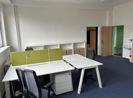 Pronájem kanceláře, 54 m²