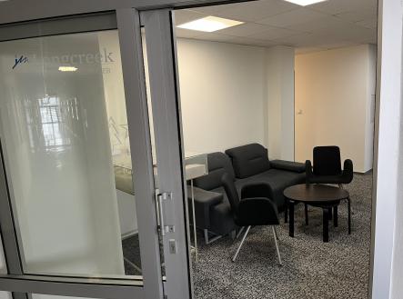 Pronájem kanceláře, 86 m²