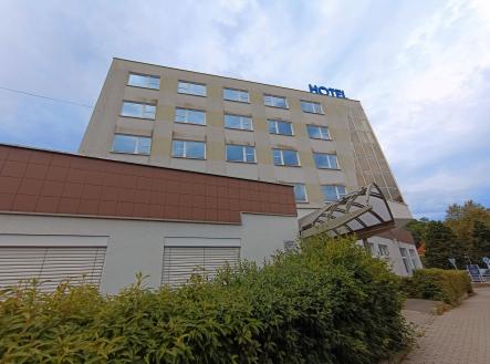 Pronájem komerčního objektu, sklad, 308 m²