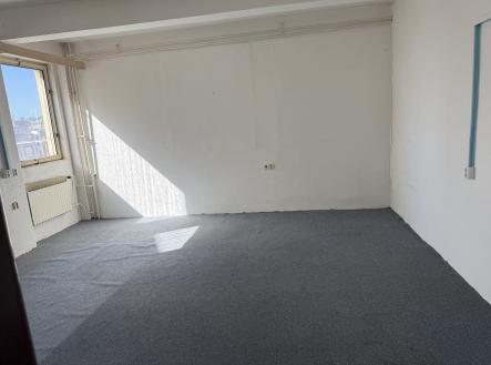 Pronájem kanceláře, 28 m²