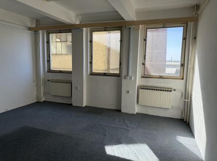 Pronájem kanceláře, 28 m²