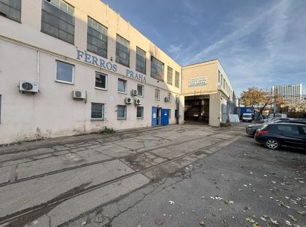 Pronájem komerčního objektu, sklad, 3 873 m²