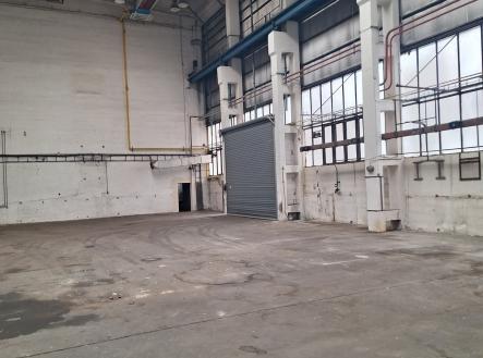 Pronájem komerčního objektu, sklad, 732 m²