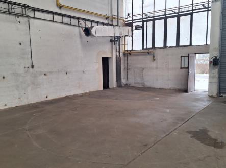 Pronájem komerčního objektu, sklad, 732 m²