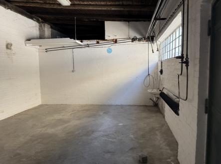 Pronájem komerčního objektu, sklad, 40 m²