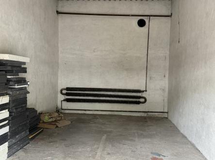 Pronájem komerčního objektu, sklad, 38 m²