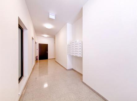Prodej - kanceláře, 102 m²