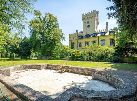 Prodej - historický objekt, 40 000 m²