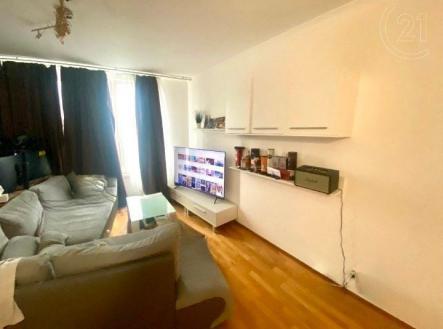 Pronájem bytu, 2+kk, 58 m²