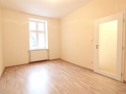 Pronájem bytu, 3+kk, 81 m²