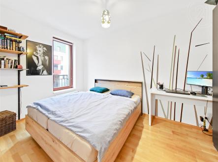 Pronájem bytu, 3+kk, 63 m²