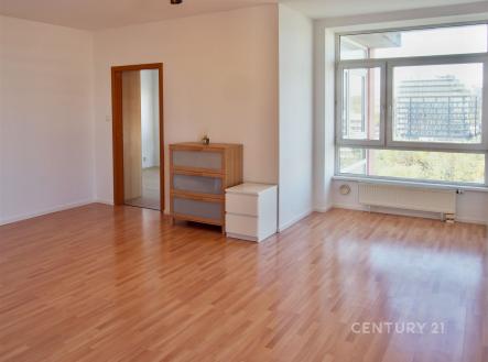 Pronájem bytu, 2+kk, 62 m²