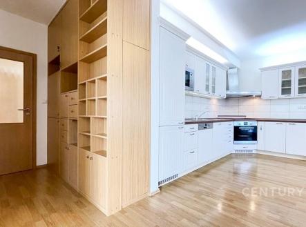 Pronájem bytu, 3+kk, 78 m²