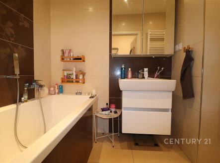 Pronájem bytu, 2+kk, 41 m²