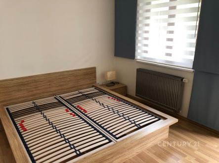 Pronájem bytu, 4+kk, 88 m²