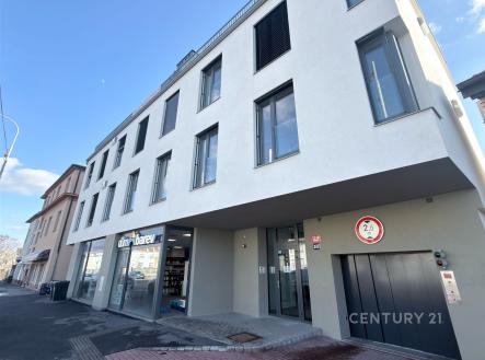 Pronájem bytu, 3+kk, 87 m²