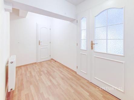 Pronájem kanceláře, 120 m²