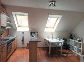 Pronájem bytu, 2+kk, 54 m²
