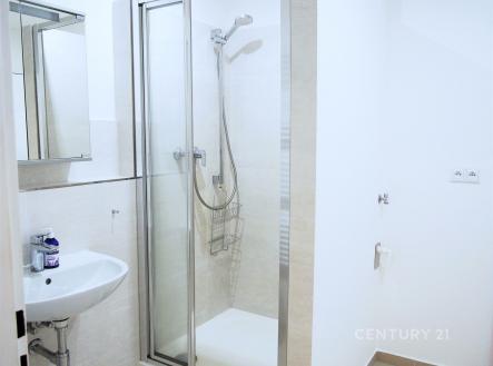 Pronájem bytu, 3+kk, 63 m²