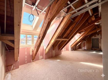 Pronájem kanceláře, 154 m²