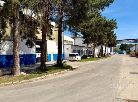 Pronájem výrobní prostor, 4 762 m²