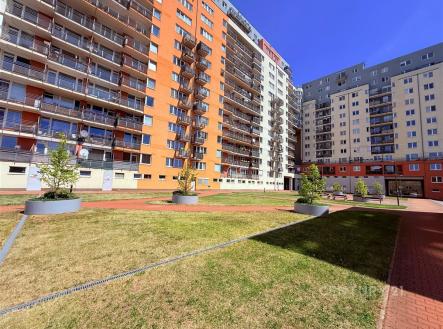 Pronájem bytu, 2+kk, 43 m²