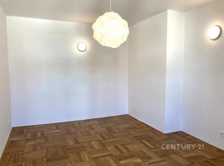 Pronájem bytu, 1+1, 43 m²