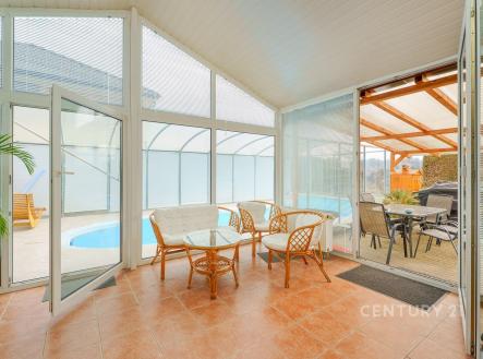 Pronájem domu/vily, 290 m²